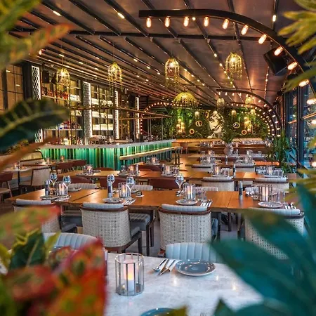 Aurasia Szálloda 3*