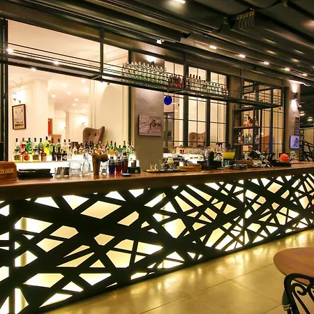Hotel Aurasia