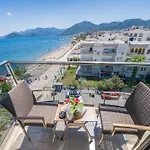 Aurasia Hotel