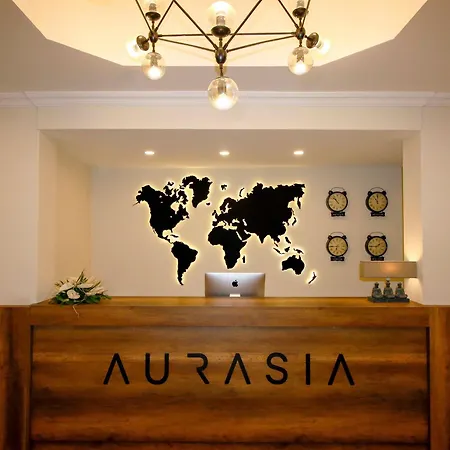 Aurasia מלון מרמריס