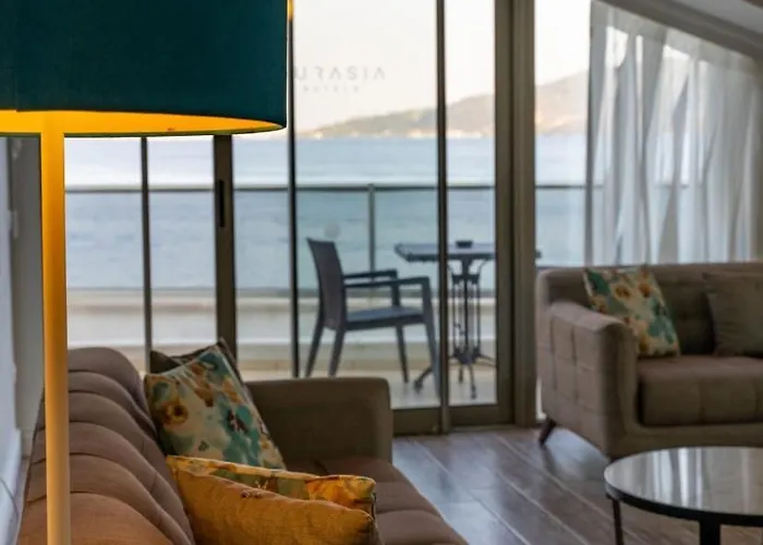 أوراسيا بيتش فندق 3*