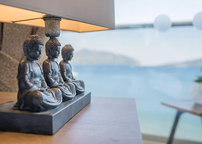 أوراسيا بيتش مرمريس